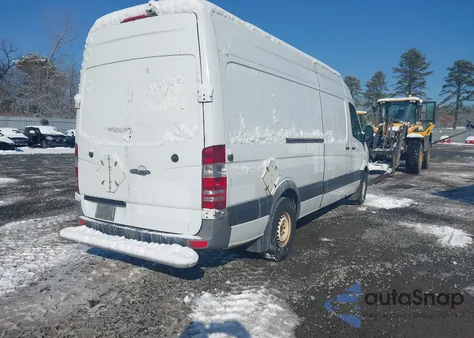 2012 Mercedes-Benz Sprinter 2500 High Roof z USA, uszkodzony, nr VIN WD3PE8CB8C5705884